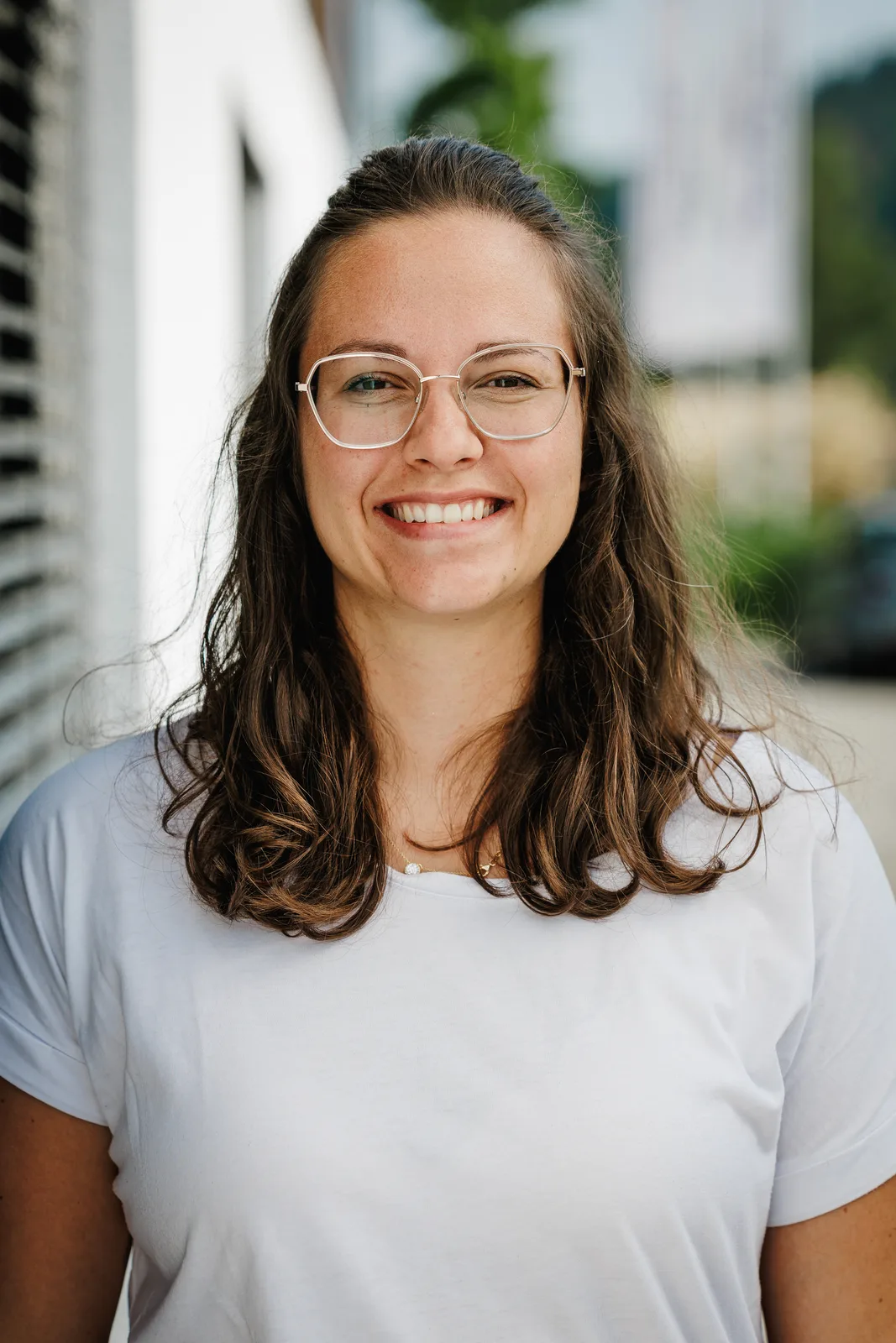 Porträtfoto von Sophia Pielmeier, Finanzbuchhaltung bei Kolmer Paletten